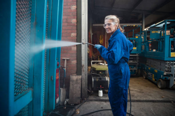 Best Parking Lot and Garage Cleaning  in East Petersburg, PA